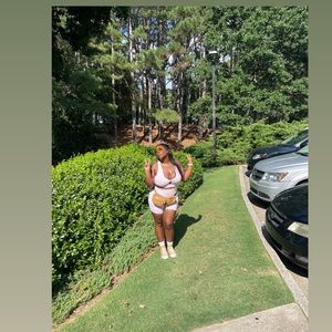 Meet your Posher, Diamond